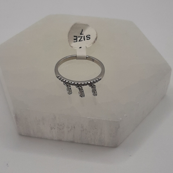 R738 Feather Ring Plated - Fragrant Jewels - Picture 3 of 7